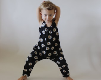 Roo Romper / PDF sewing pattern / Children's sizes 12 months to 5T / Instant digital download / Unisex / Easy / Knit Harem Jumper