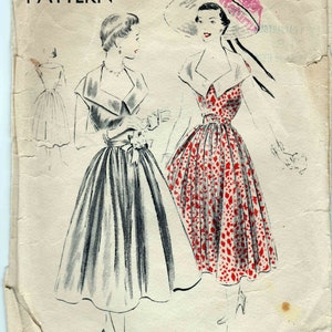 1950s Vintage Vogue Sewing Pattern 8973 Misses Suit w Boxy Jacket