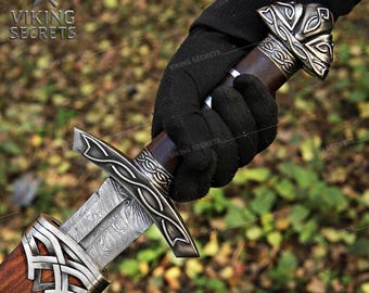 Handmade Damascus Steel Viking Sword: Medieval Replica with Display Mount