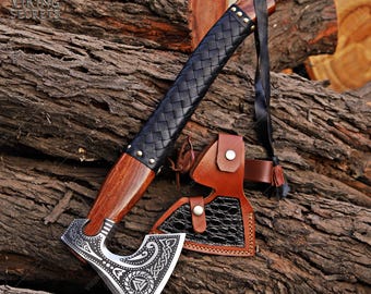 Hacha vikinga forjada a mano con funda de cuero, hacha con decoración nórdica