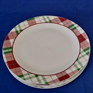 Royal Norfolk Set of 4 HOLIDAY 10 1/2&quot; DINNER PLATES Christmas Salad Red Green Checkered Plaid