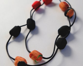KiMonoMono necklace black/red