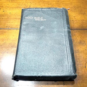 Vintage 1943 Holy Bible with Helps Authorized King James Version