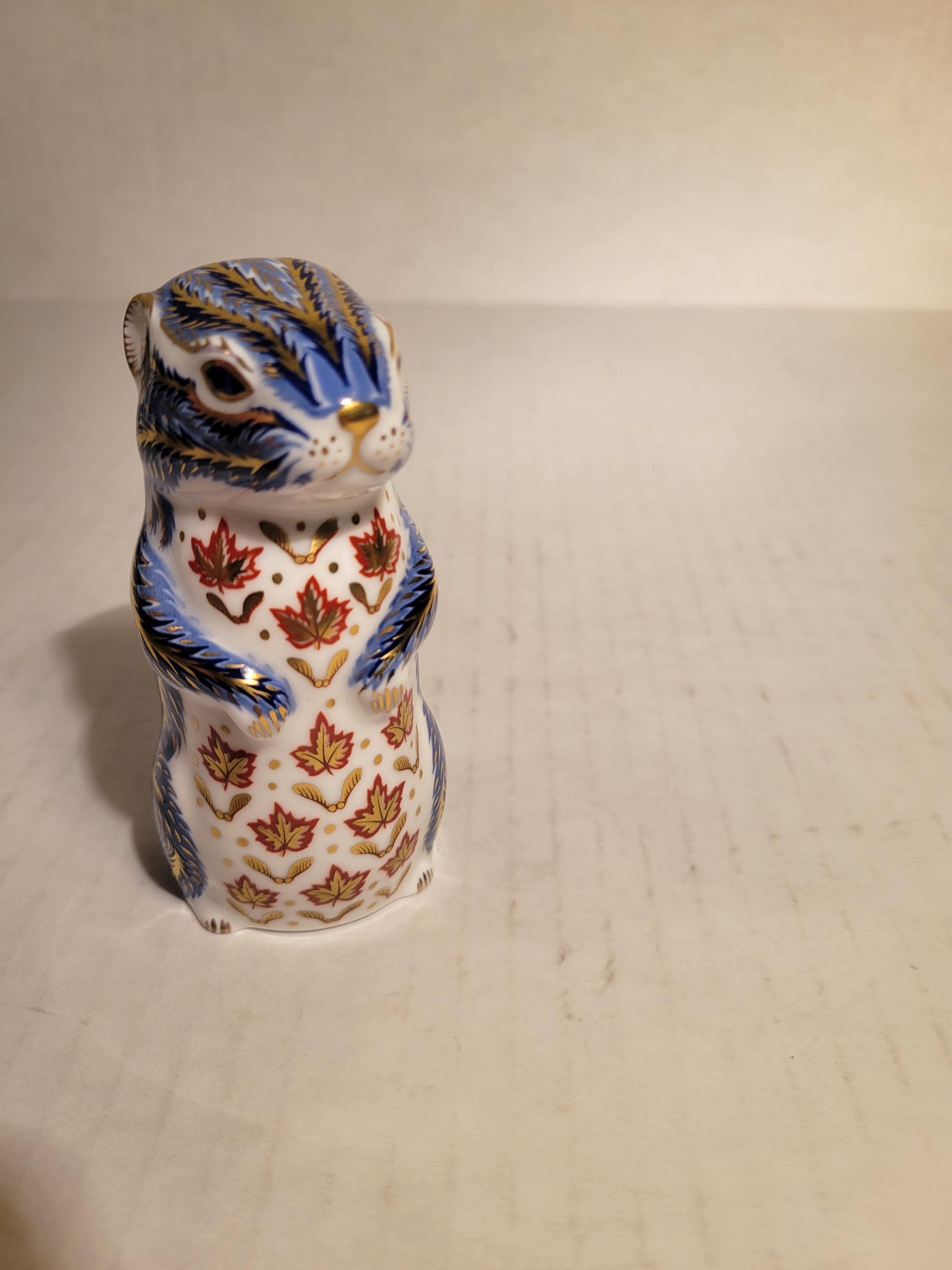 CROWN DERBY 文鎮 置物 Royal Crown Derby Porcelain Paperweight