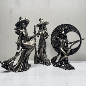 Creative Witch Broom Moon Statue Handmade Gothic Resin Halloween Decor