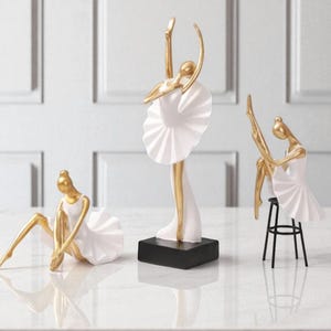 Ballet Girl Resin Figurine: Minimalist Dance Sculpture, Elegant Home Decor