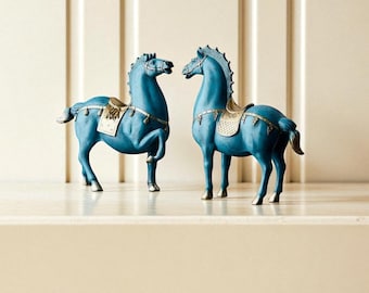 黄金の馬の彫刻｜中国の馬の像｜家庭や職場向けの優雅な装飾品｜動物の