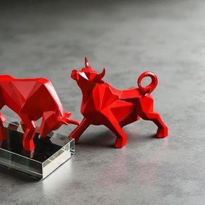 Modern Resin Bull Statue • Handmade Creative Animal Figurine • Large & Small Home Office Decor
