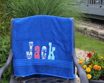 Personalized Towel, Boy Towel, Girl Towel, Name Towel, Kids Bath Towel, Toddler Beach Towel, Swim Towel, Birthday Gift, Pool Party,