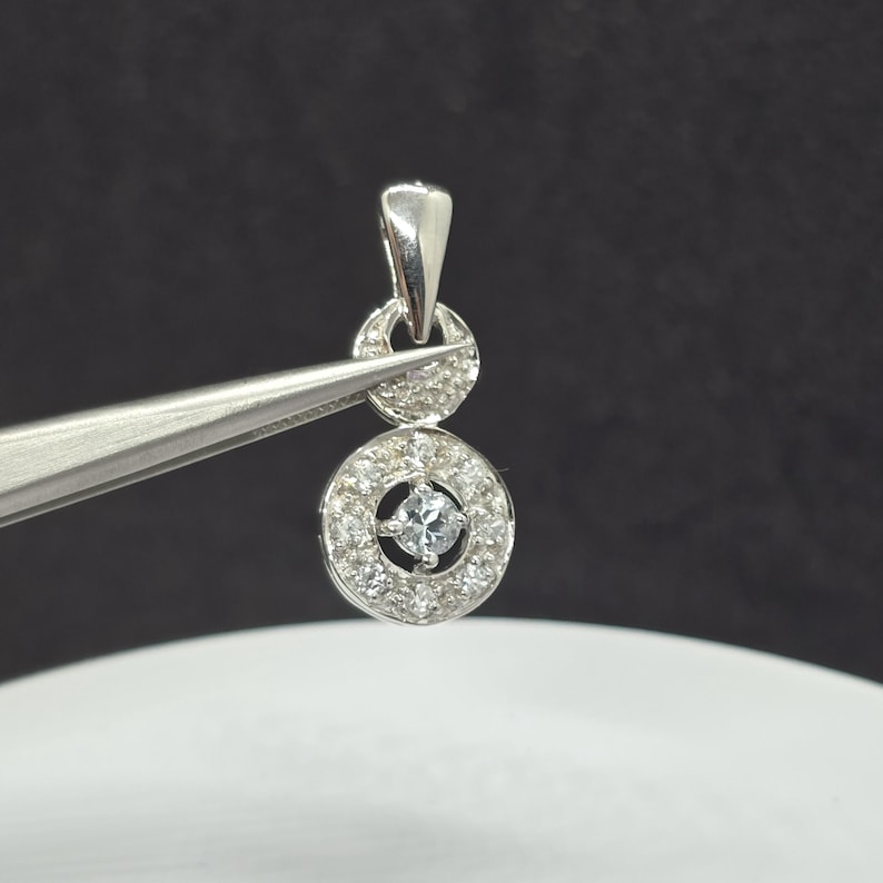 Natural Aquamarine 925 Silver Pendant – 13.1 CT - Round Cut - March Birthstone image 1
