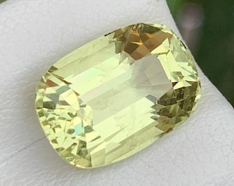 4.25 CT Faceted Lemon Quartz Gemstone: Vibrant Yellow Oval Cut, Brazil Origin