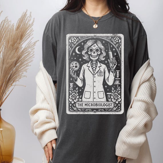 Microbiologist Tarot Card T-Shirt, Funny Science Lab Halloween Gift for Microbiology Lovers