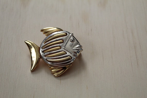 vintage FISH brooch | two tone fish brooch | stri… - image 4