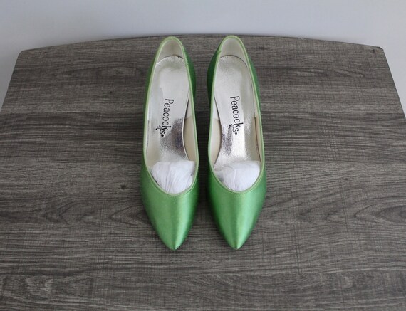 LIME green pumps 1980s kitten heels spring pastel… - image 8