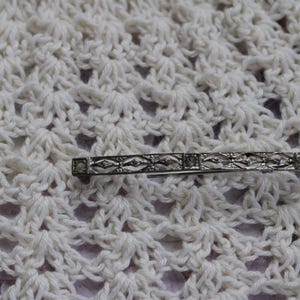 Art Deco rhinestone bar brooch