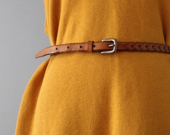 chestnut leather belt | 1970s skinny woven bekt