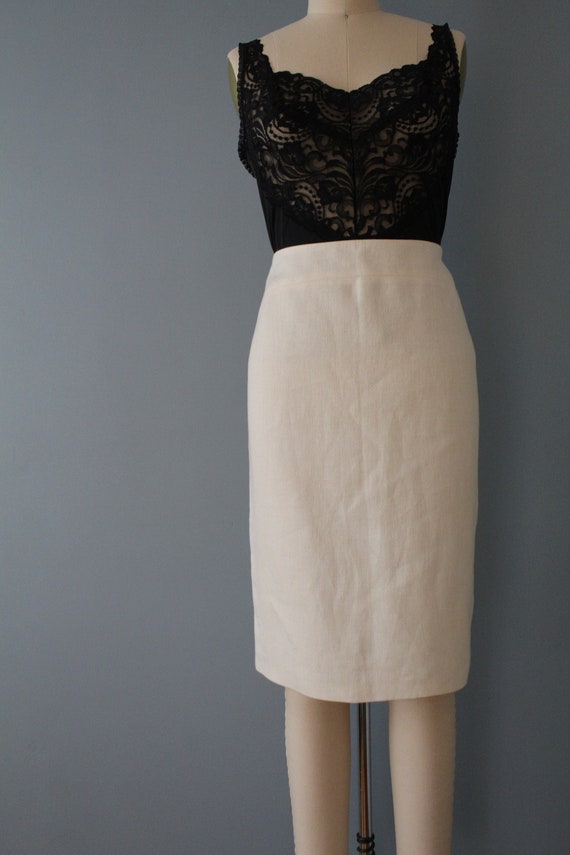 Armani linen skirt | cream white linen tulip skir… - image 3