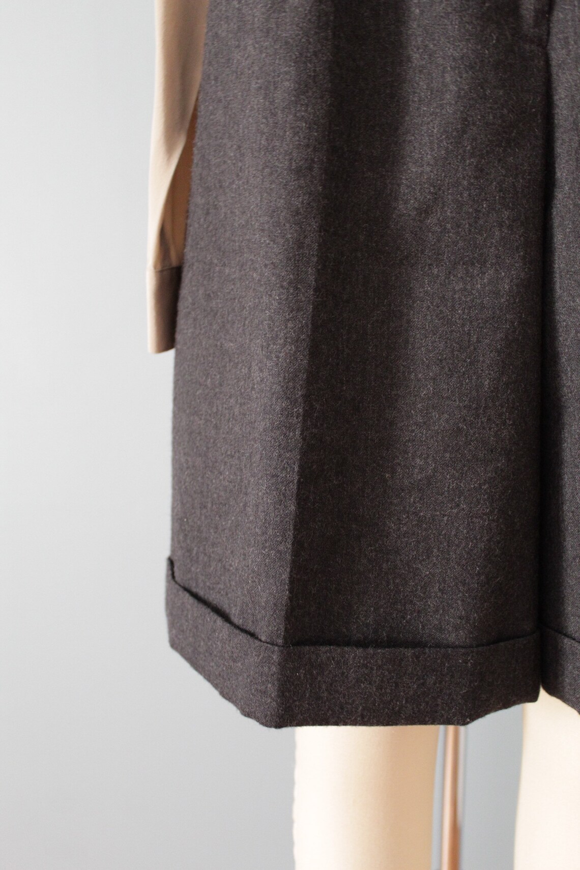 CHARCOAL wool shorts high waisted cuffed shorts minimalist | Etsy