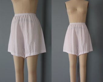 1980s porcelain white bloomers | lace lounge bloomers | lace waist bloomers