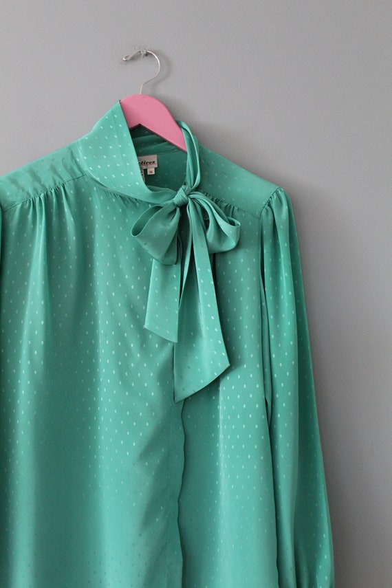 Shamrock green bow blouse | 1980s blouse | ribbon 