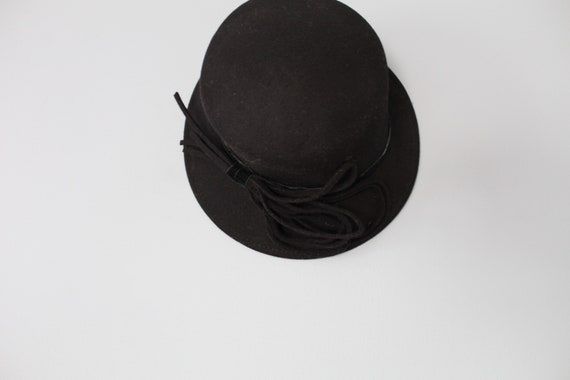 TOP hat style cloche | 1980s black wool cloche ha… - image 7