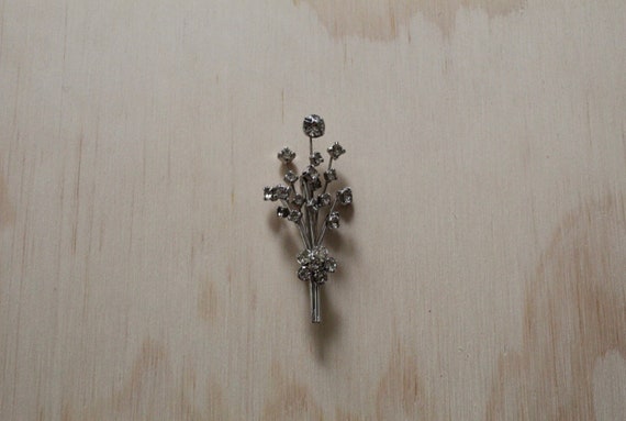 1950s bouquet brooch | rhinestone bouquet brooch … - image 1