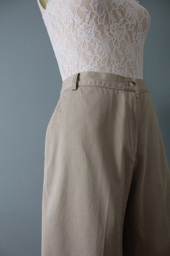 tan beige culotte shorts | straight high waisted … - image 9