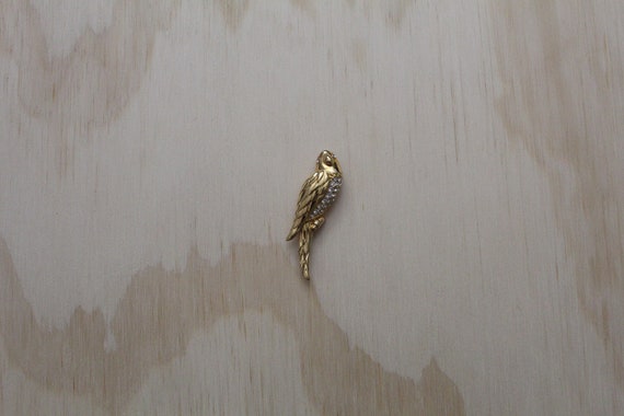 1980s parrot brooch | gold tone brass parrot broo… - image 8