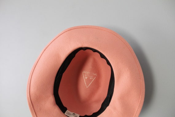 PARIS pink bow  fedora hat | 1980s Liz Claiborne … - image 7