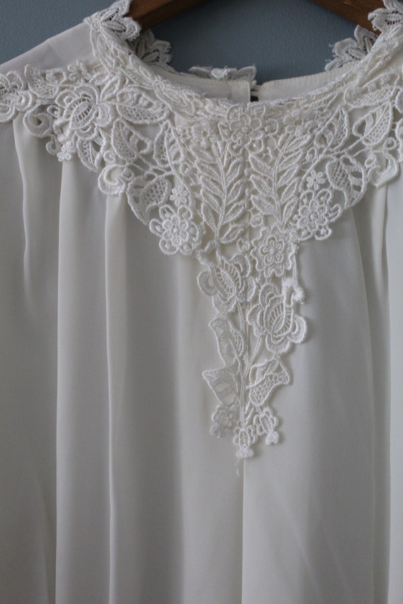 LACE bib blouse | 1980s Victorian inspired blouse… - image 5