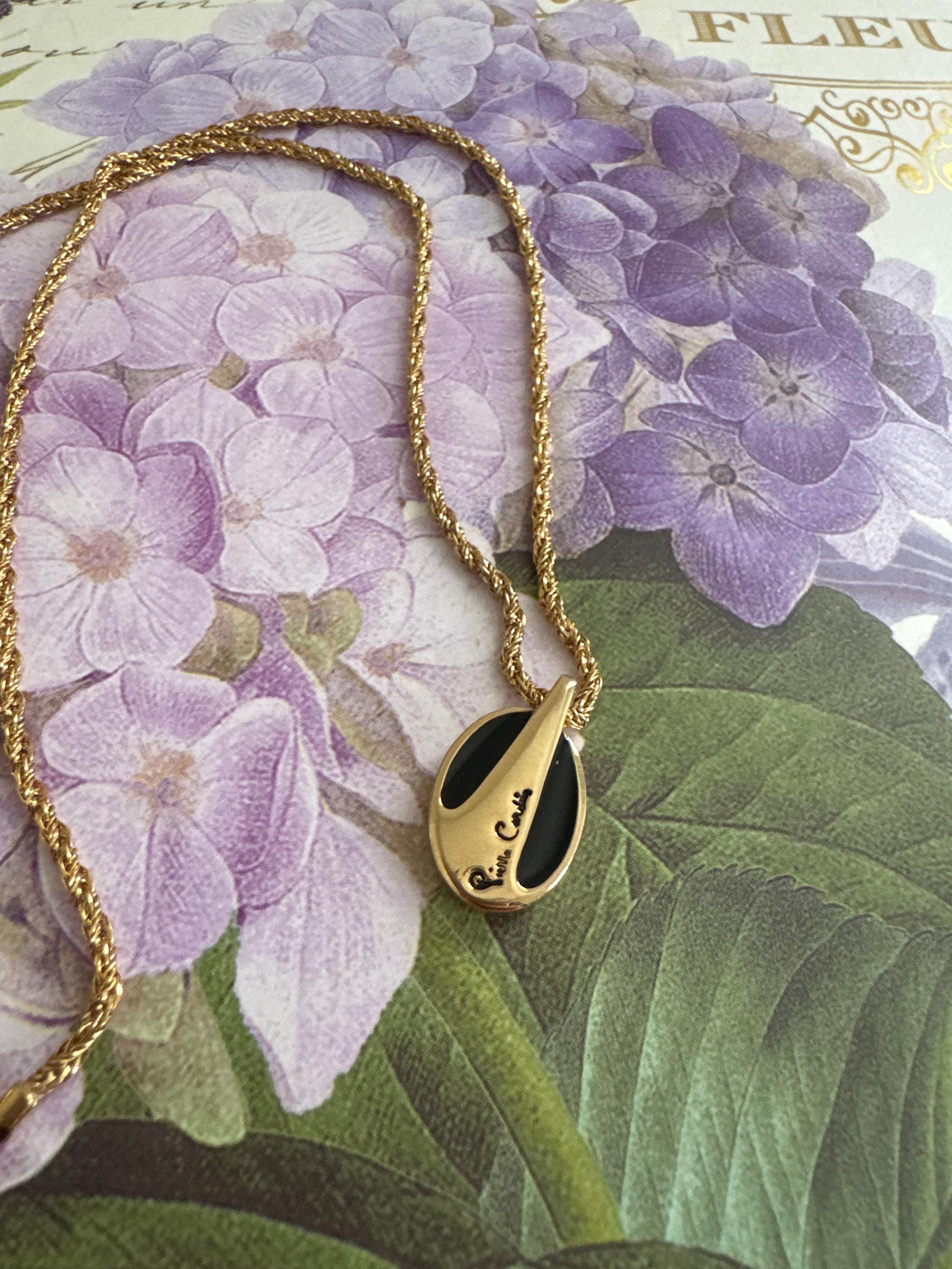 Pierre cardin necklace - Etsy 日本
