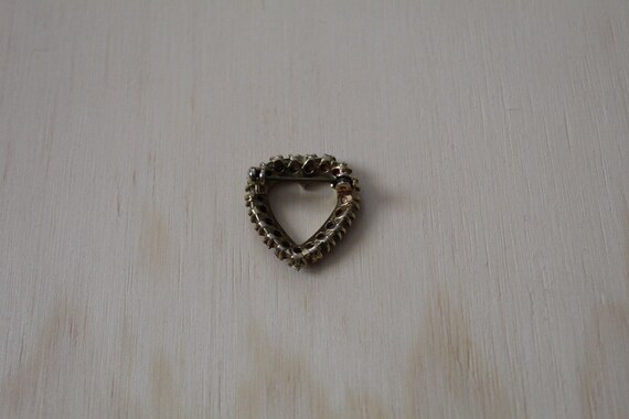 vintage HEART brooch | red rhinestones heart broo… - image 7