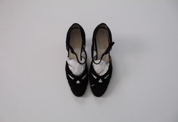 Joan & David flapper mary janes | cut out leather