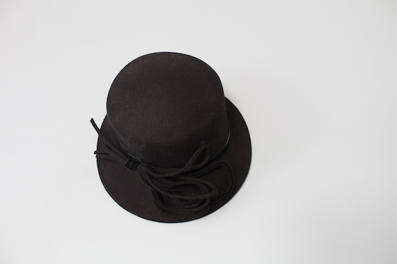 TOP hat style cloche | 1980s black wool cloche ha… - image 1