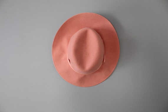 PARIS pink bow  fedora hat | 1980s Liz Claiborne … - image 5