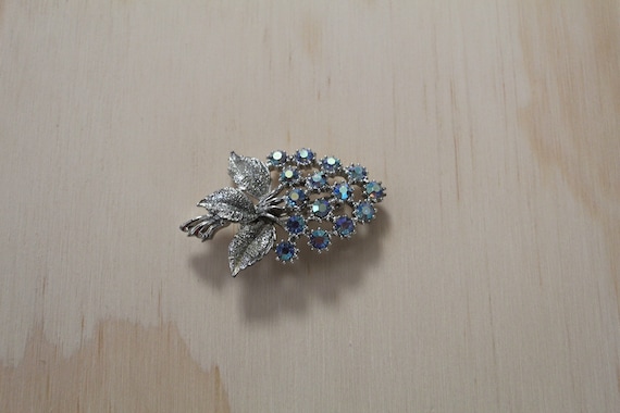 LILAC branch brooch | 1960s mod brooch | blue lil… - image 1