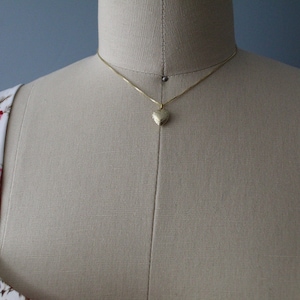 Victorian Heart locket necklace | romantic poet embossed locket necklace | 925 box chain necklace