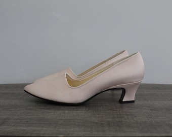 BALLET pink pumps 90s kitten heels spring pastel pink pumps