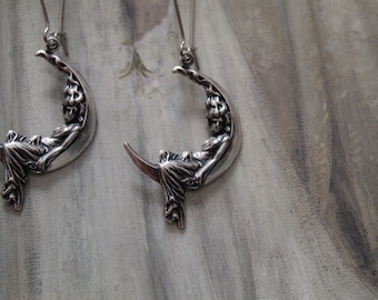 Art Nouveau Lady Moon earrings | antiqued brass lady on the moon earrings | gift for her | gothic dramatic art nouveau earrings
