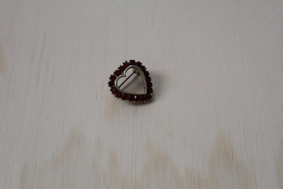 vintage HEART brooch | red rhinestones heart broo… - image 5