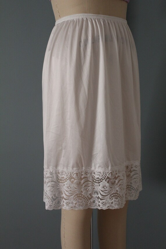 BISQUE white lace slip skirt | 60s 70s slip skirt… - image 6
