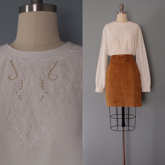 CUT OUT poet blouse | porcelain white blouse | emb