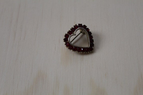 vintage HEART brooch | red rhinestones heart broo… - image 6