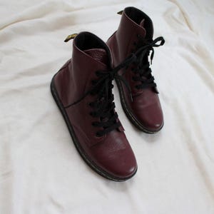 Women’s Kids Doc Martens Leyton  Burgundy Leather Lace-Up Boots DR. MARTENS Women main image 2