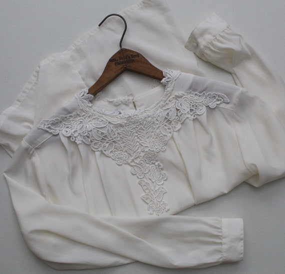 LACE bib blouse | 1980s Victorian inspired blouse… - image 1