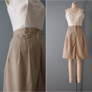 ALMOND beige tap shorts | 90s cotton high waisted shorts | beige pleat shorts