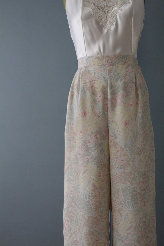 pastel floral wide pants | 1990s gaucho high wais… - image 3