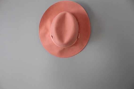PARIS pink bow  fedora hat | 1980s Liz Claiborne … - image 2