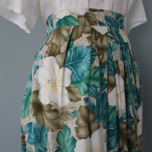 MAGNOLIAS midi skirt | white magnolias pleated skirt