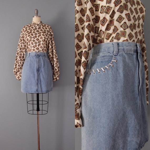 DENIM mini skirt | 1990s Y2K denim skirt | pale b… - image 1